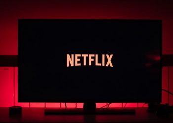 Netflix, Arka planda ses dinleme özelliğini Android’de deniyor.