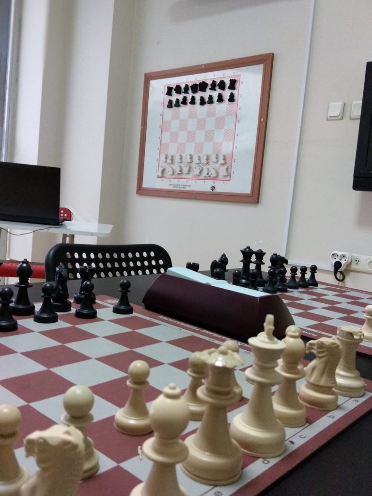 Türkiye'de de satranç sporu hızla yayılıyor ve büyüyor