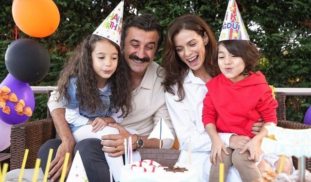 Demet Akbağ, Ekranlara Dönüyor! İşte Yeni Dizisi... 1 Demet Akbağ, Ekranlara Dönüyor! İşte Yeni Dizisi…