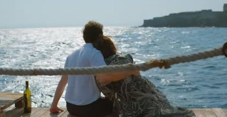 AŞK MEVSİMİ SİNEMA FİLMİ NAİF BİR AŞK YOLCULUĞU! 1 AŞK MEVSİMİ SİNEMA FİLMİ NAİF BİR AŞK YOLCULUĞU!