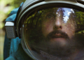 Netflix, Adam Sandler'ın "Spaceman" Dizisinin İlk Fragmanını ve Yayın Tarihini Yayınladı 28 Netflix, Adam Sandler’ın “Spaceman” Dizisinin İlk Fragmanını ve Yayın Tarihini Yayınladı