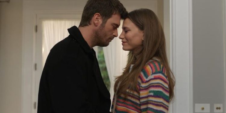 AİLE DİZİSİ NASIL BİR FİNAL YAPACAK? SERENAY SARIKAYA VE KIVANÇ TATLITUĞ HAYRANLARINA TÜYOLAR!