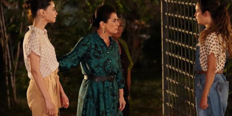 AŞKA DÜŞMAN DİZİSİ İLK BÖLÜM REYTİNGLERİ İLE İYİ BİR BAŞLANGIÇ YAPAMADI! 1 AŞKA DÜŞMAN DİZİSİ İLK BÖLÜM REYTİNGLERİ İLE İYİ BİR BAŞLANGIÇ YAPAMADI!