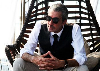 ERKAN PETEKKAYA HAYRANLARI OYUNCUNUN İLK ABSÜRT KOMEDİ PROJESİNE ŞAŞIRACAK