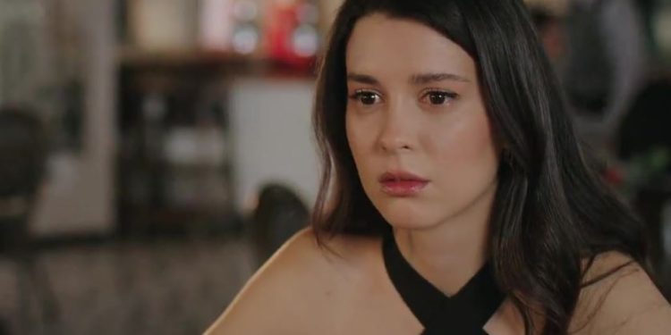 BUÇE BUSE KAHRAMAN HAKKI OLANI GERİ ALDI, SERT ELEŞTİRİ YAPANLAR KAYBETTİ! 1 BUÇE BUSE KAHRAMAN HAKKI OLANI GERİ ALDI, SERT ELEŞTİRİ YAPANLAR KAYBETTİ!