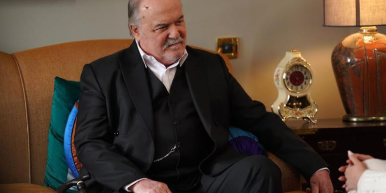 TAMER LEVENT, YALI ÇAPKINI DİZİSİNDE GÜZEL BİR SÜRPRİZ YAPTI! 1 TAMER LEVENT, YALI ÇAPKINI DİZİSİNDE GÜZEL BİR SÜRPRİZ YAPTI!