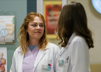 BAHAR DİZİSİ İZLEYENLERİ KENDİSİNE BAĞLIYOR, SOSYAL MEDYANIN DE FAVORİ YENİ DİZİSİ OLACAK GİBİ GÖZÜKÜYOR!