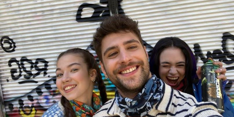 KİRLİ SEPETİ DİZİSİNİN KADROSUNDAKİ OYUNCU, BAHAR İSİMLİ DİZİYE DAHİL OLDU! 1 KİRLİ SEPETİ DİZİSİNİN KADROSUNDAKİ OYUNCU, BAHAR İSİMLİ DİZİYE DAHİL OLDU!