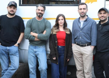 SİNEM KOBAL, URAZ KAYGILAROĞLU, ŞÜKRÜ ÖZYILDIZ GİBİ ÜNLÜ İSİMLER YENİ BİR DİZİ İÇİN BİR ARAYA GELDİ!