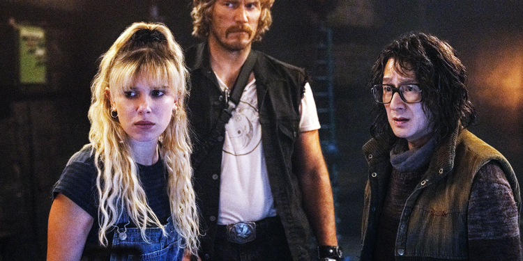 Russo Kardeşler, Millie Bobby Brown ve Chris Pratt NYCC'de 'The Electric State'i Tartışıyor 1 Russo Kardeşler, Millie Bobby Brown ve Chris Pratt NYCC’de ‘The Electric State’i Tartışıyor