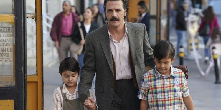 ANNEM ANKARA DİZİSİ İLK BÖLÜMÜYLE İZLEYENLERİN YÜREĞİNE DOKUNDU!