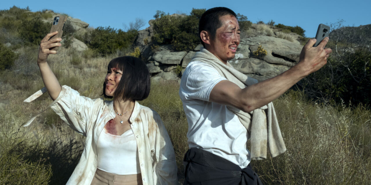 Netflix’te ‘Beef’ 2. Sezon: Çekimler Devam Ediyor ve Şu Ana Kadar Bildiklerimiz