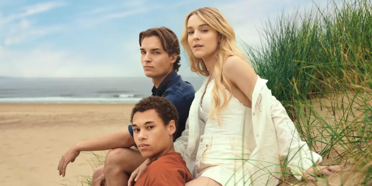 'High Tides' 2. Sezonu Ertelemenin Ardından Sonunda Yeni Netflix Yayın Tarihini Doğruladı 1 ‘High Tides’ 2. Sezonu Ertelemenin Ardından Sonunda Yeni Netflix Yayın Tarihini Doğruladı