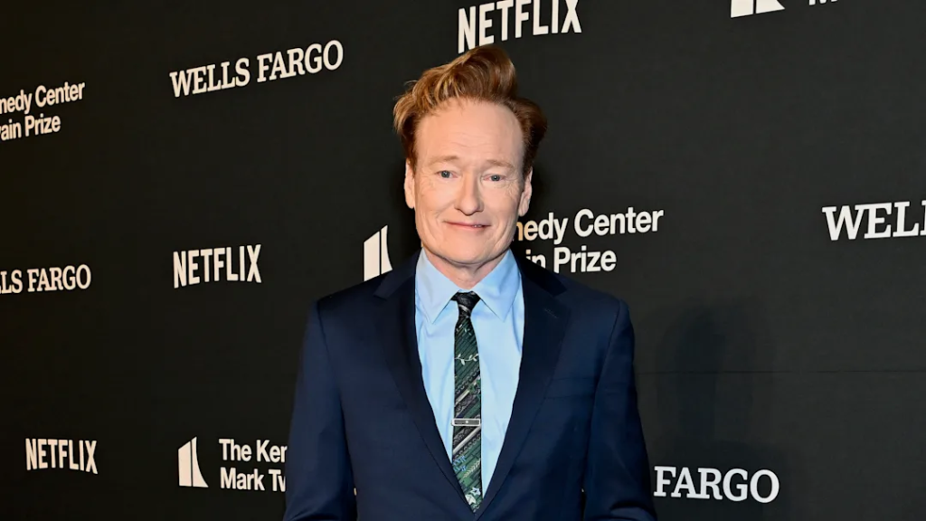 Conan O'Brien'ın Mark Twain Ödül Gecesi'nin mutlaka izlenmesi gereken bir komedi etkinliği olmasının 4 nedeni 2 Conan O'Brien'ın Mark Twain Ödül Gecesi'nin mutlaka izlenmesi gereken bir komedi etkinliği olmasının 4 nedeni