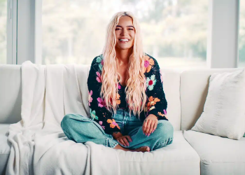 Netflix En İyi 10 Raporu – Last Bullet, Nonnas, Bad Influence, Karol G, Forever ve A Deadly American Marriage