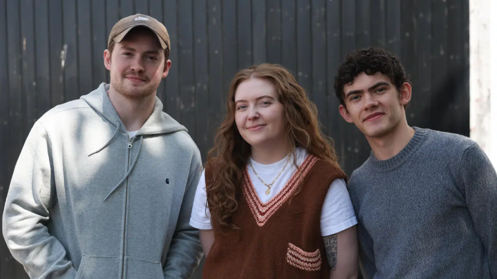 'Heartstopper' Filmi Resmen Yapım Aşamasına Başladı ve Şu Ana Kadar Bildiklerimiz