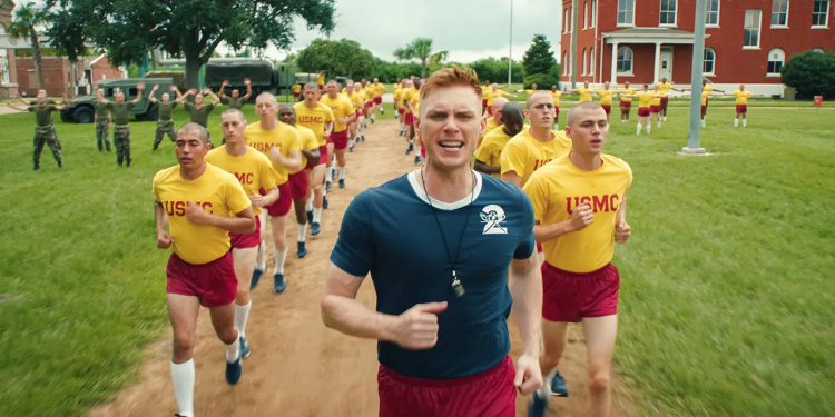 'Boots': Netflix, LGBTQ Ergenlik Çağına Giriş Dizisinin İlk Görüntülerini ve Yayın Tarihini Açıkladı 1 ‘Boots’: Netflix, LGBTQ Ergenlik Çağına Giriş Dizisinin İlk Görüntülerini ve Yayın Tarihini Açıkladı