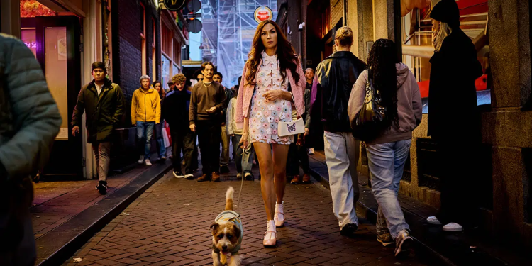 Famke Janssen’in ‘Amsterdam Empire’ Dizisi Ekim 2025’te Netflix’te Yayınlanacak: Bildiğimiz Her Şey