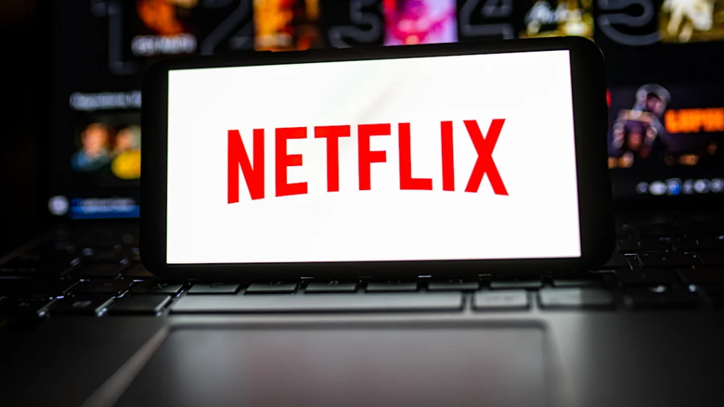 Victorious geri döndü! Hollywood Arts yan dizisi Netflix'te 2 Victorious geri döndü! Hollywood Arts yan dizisi Netflix'te