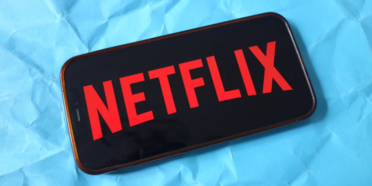 Klasik gençlik dizisi bu sonbaharda Netflix’te yayınlanmaya geri dönüyor