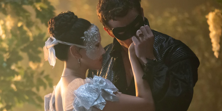 Bridgerton'ın 4. sezon çıkış tarihi sızdırıldı (ve düşündüğümüzden daha erken) 1 Bridgerton’ın 4. sezon çıkış tarihi sızdırıldı (ve düşündüğümüzden daha erken)