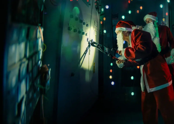 ‘Jingle Bell Heist’ İncelemesi: Netflix’in Noel Soygunu 2025’teki Sıcak Seriyi Yaşatıyor