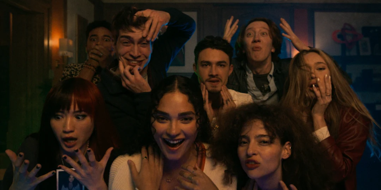 Bu gece bitirebileceğiniz 2 saatten kısa 4 iyi Netflix filmi 1 Bu gece bitirebileceğiniz 2 saatten kısa 4 iyi Netflix filmi