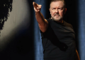 Netflix, Ricky Gervais’in Mortality Adlı Bir Sonraki Stand-up Özel Gösterisinin Yayın Tarihini Belirledi