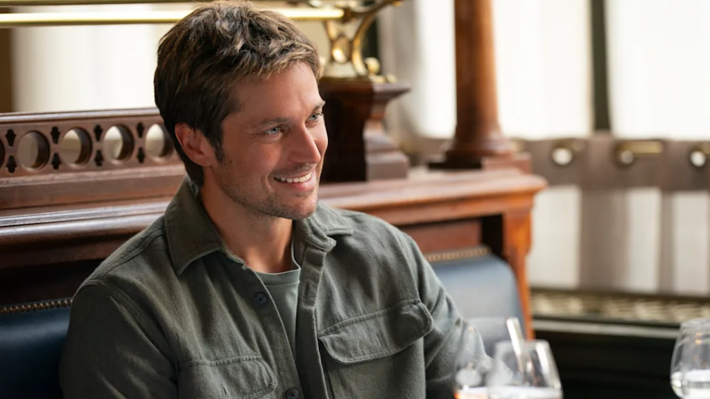 Lucas Bravo, Emily in Paris'i terk mi ediyor? Gabriel'in 5. sezondaki şaşırtıcı gelişmesi. 2 Lucas Bravo, Emily in Paris'i terk mi ediyor? Gabriel'in 5. sezondaki şaşırtıcı gelişmesi.