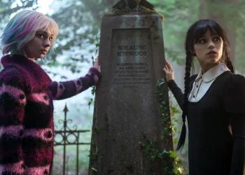 'Wednesday' dizisinin 2. sezonu, Netflix'in gelmiş geçmiş en çok izlenen dördüncü dizisi olarak ilk 10'daki yerini koruyarak sona erdi. 5 ‘Wednesday’ dizisinin 2. sezonu, Netflix’in gelmiş geçmiş en çok izlenen dördüncü dizisi olarak ilk 10’daki yerini koruyarak sona erdi.