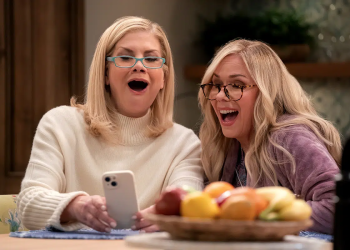 Netflix için ‘Leanne’ dizisinin 2. sezonunun prodüksiyonu başladı; Ağustos 2026’da geri dönmesi hedefleniyor.